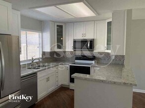 235 N 22nd Pl in Mesa, AZ - Building Photo - Building Photo