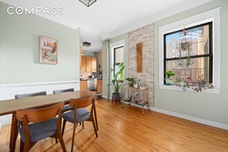 430 Clinton Ave-Unit -2E in Brooklyn, NY - Building Photo - Building Photo