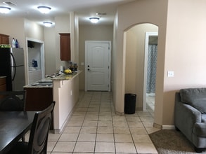 6325 Reynolds Dr, Unit 103 in Las Cruces, NM - Building Photo - Building Photo