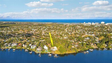 19655 N Riverside Dr in Jupiter, FL - Building Photo - Building Photo