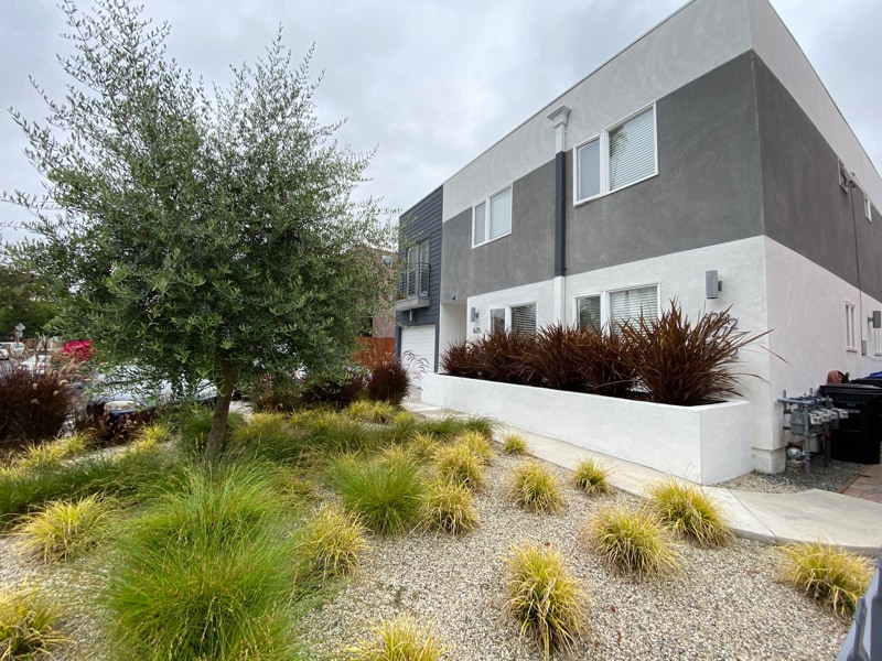 627 N Mariposa Ave in Los Angeles, CA - Foto de edificio