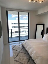2960 NE 207th St, Unit 1004 in Aventura, FL - Building Photo - Building Photo