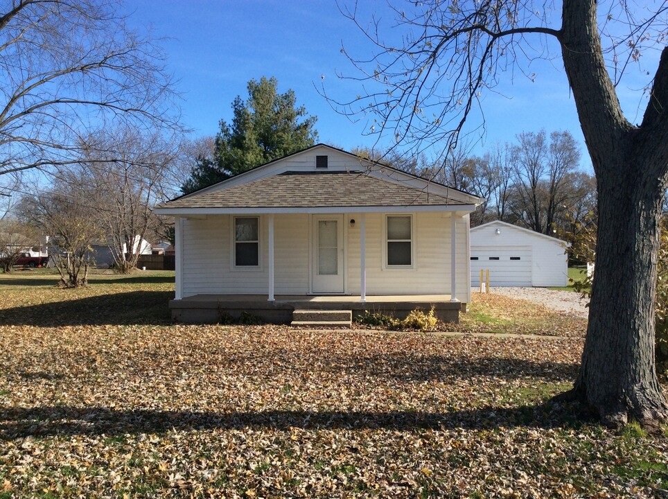 1001 Foltz St in Indianapolis, IN - Building Photo