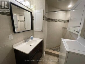 41 Couperthwaite Crescent in Markham, ON - Building Photo - Building Photo