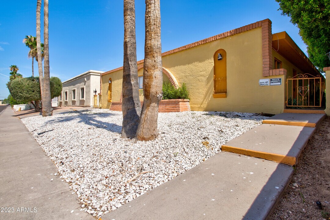 7850 E Glenrosa Ave in Scottsdale, AZ - Building Photo