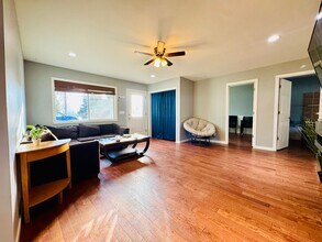 10202 White Birch Ln in La Grande, OR - Building Photo - Building Photo