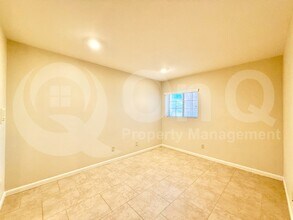 2718 E Bighorn Ave in Phoenix, AZ - Building Photo - Building Photo