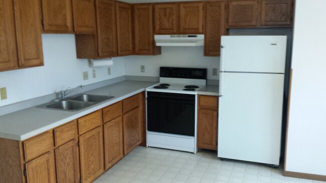 426 4th Ave N, Apt. #1, Unit 1 in Onalaska, WI - Building Photo - Building Photo