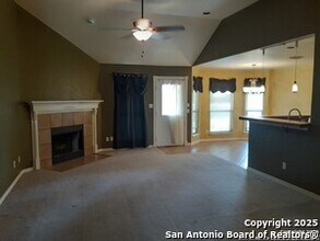 426 Cantrell Dr in San Antonio, TX - Building Photo - Building Photo