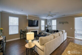 1775 Drayton Ct in Marble Cliff, OH - Building Photo - Building Photo