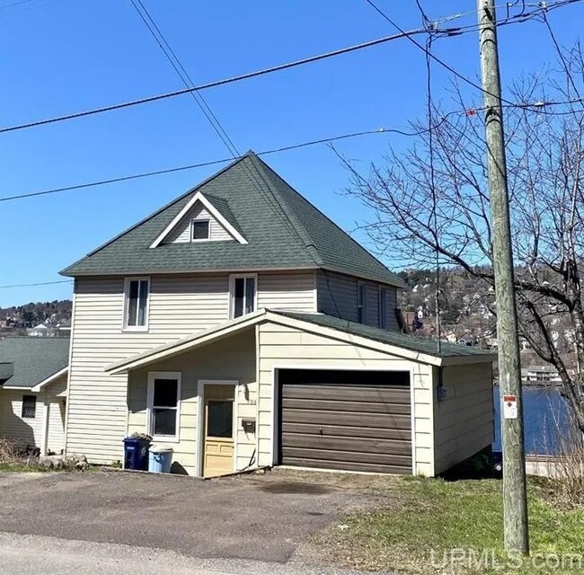 property at 708 W South Ave