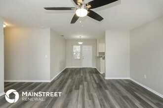 2012 Live Oak Dr in Plant City, FL - Foto de edificio - Building Photo