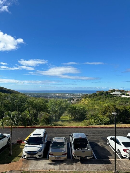 92-1260-1260 Makakilo Dr in Kapolei, HI - Foto de edificio