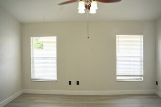 12326 Hawkeye Point Pl in Riverview, FL - Building Photo - Building Photo