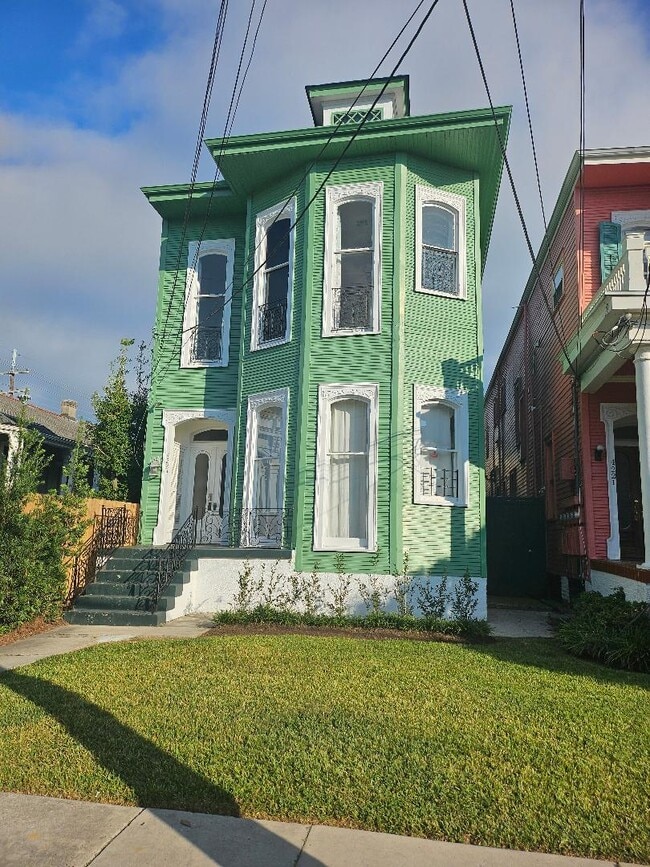 4223 Prytania St, Unit #C in New Orleans, LA - Building Photo - Building Photo