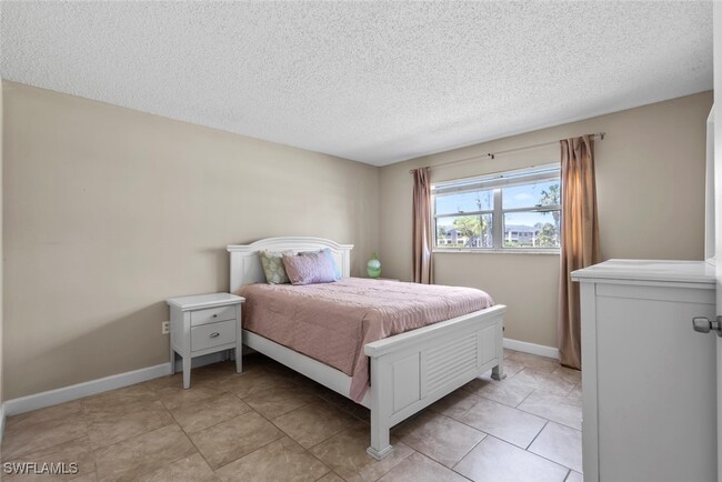 property at 170 Turtle Lake Ct