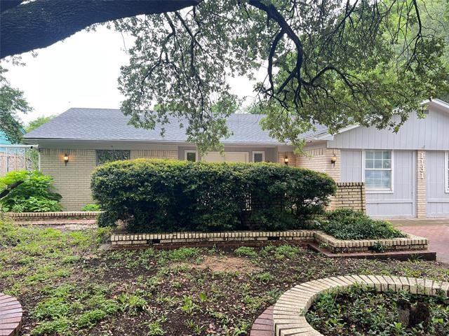 1131 Kris St in Irving, TX - Building Photo - Building Photo
