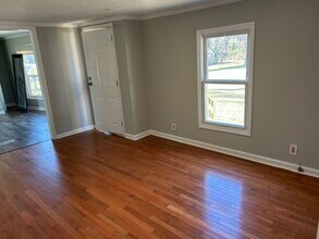 234 Barbara Ave, Unit 3 in Midway Park, NC - Foto de edificio - Building Photo