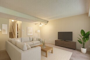 Lakewood Heights in Edmonton, AB - Building Photo