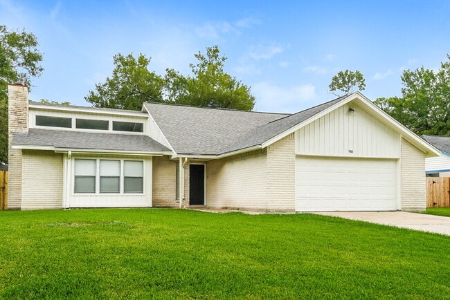 property at 910 Companion Dr