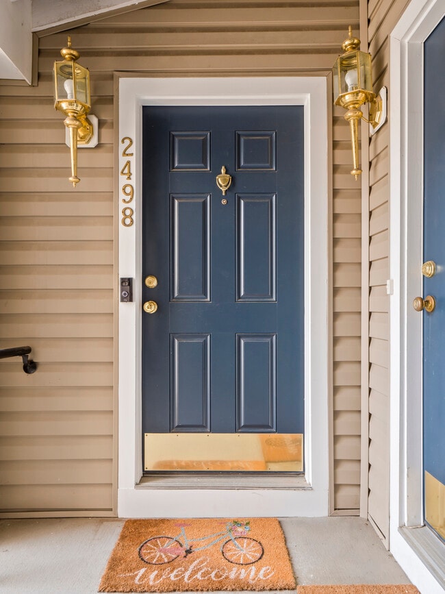 2498 Curie Ct in Oak Hill, VA - Building Photo - Building Photo