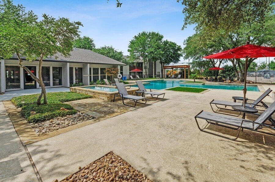 Summit Ridge Arlington, TX Apartments