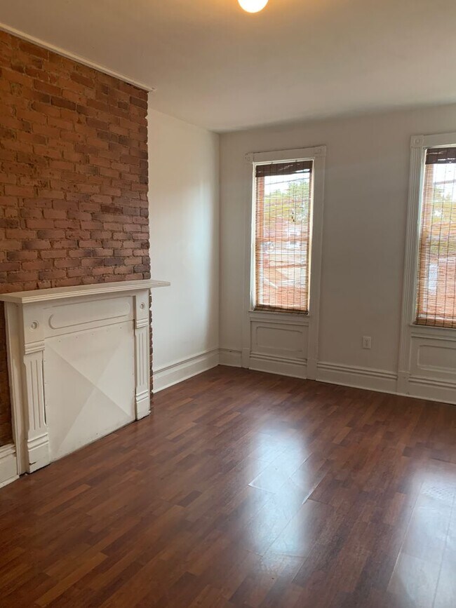 3950-3952 Woolslayer Wy in Pittsburgh, PA - Building Photo - Building Photo