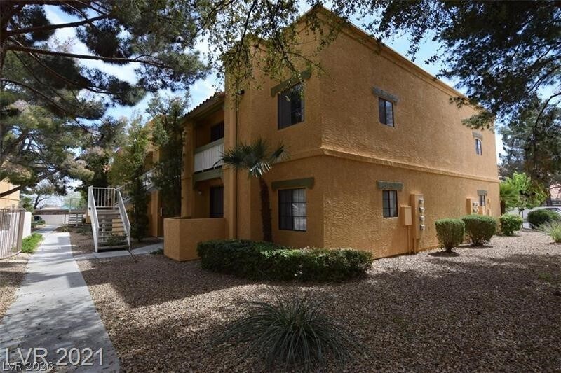 5130 S Jones Blvd in Las Vegas, NV - Building Photo