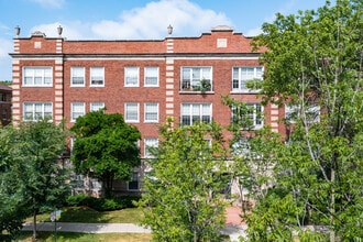 1000 Hinman in Evanston, IL - Foto de edificio - Building Photo