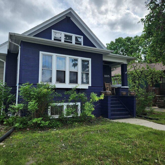 1105 W Touhy Ave in Park Ridge, IL - Building Photo - Building Photo