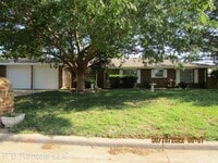 7913 NW Micklegate Blvd