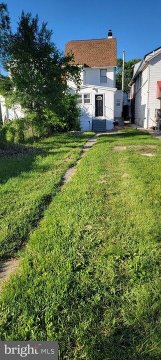 272 MAPLE in Ambler, PA - Building Photo
