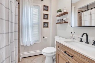 25 Locke St, Unit 2 in Ansonia, CT - Building Photo - Building Photo