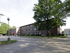 777 Eastowne Dr Apartments