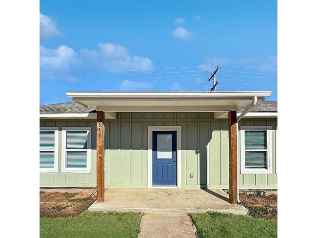 123 Sterling Dr in Chickasha, OK - Building Photo - Building Photo