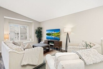 5635 Sanibel Dr in Hopkins, MN - Building Photo - Building Photo