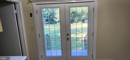 45565 Camelot Ct in Lexington Park, MD - Building Photo - Building Photo