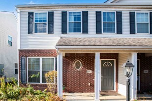 3641 Grimes Dr in Columbus, OH - Building Photo