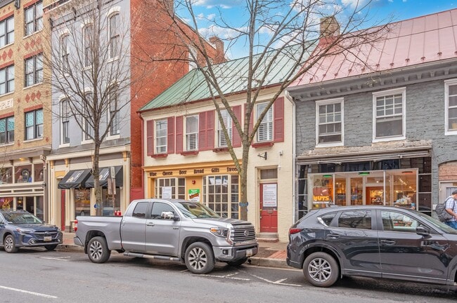 property at 112 N Market St