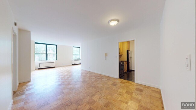 247 W 87th St in New York, NY - Building Photo - Building Photo