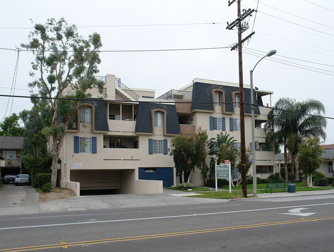 Park City Walk in Santa Ana, CA - Building Photo - Building Photo