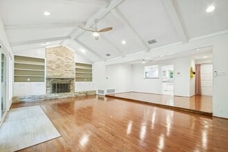 2505 Comburg Castle Way, Unit 7211 in Austin, TX - Building Photo - Building Photo