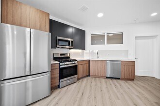 17 Ave E in Bayonne, NJ - Building Photo - Building Photo