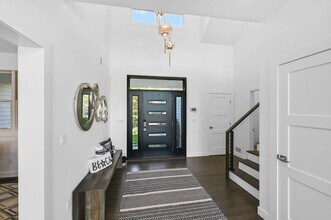 18 Remsen Ln in Remsenburg, NY - Building Photo - Building Photo