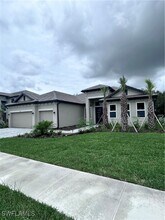 11017 Hanging Vine Dr in Ft. Myers, FL - Building Photo - Building Photo