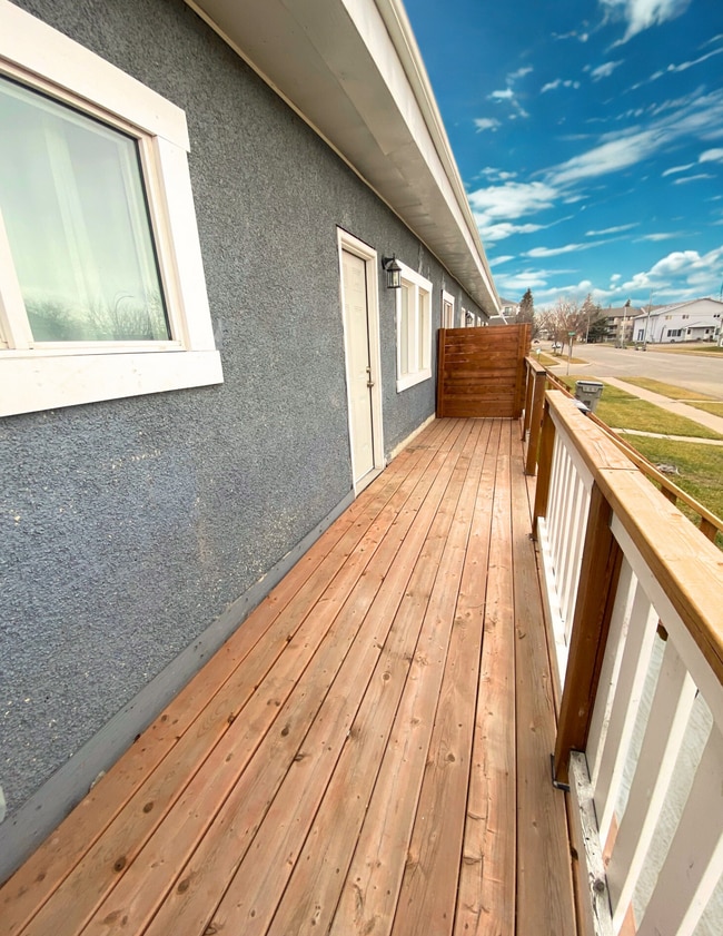 10312-10101 101 St in Grande Prairie, AB - Building Photo - Building Photo