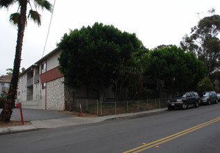 Wightman Place Apartments in San Diego, CA - Building Photo - Building Photo