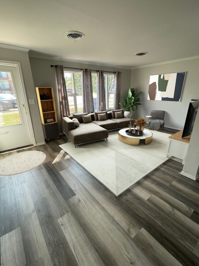 property at 410 Quincy St