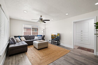 1337 Cross St in Ogden, UT - Building Photo - Building Photo