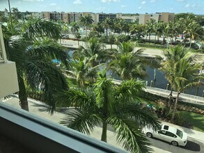 625 Casa Loma Blvd, Unit 706 in Boynton Beach, FL - Building Photo - Building Photo